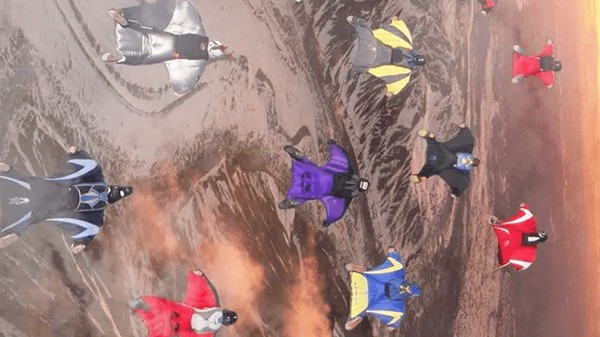 真实模拟飞行翼装飞行游戏截图1