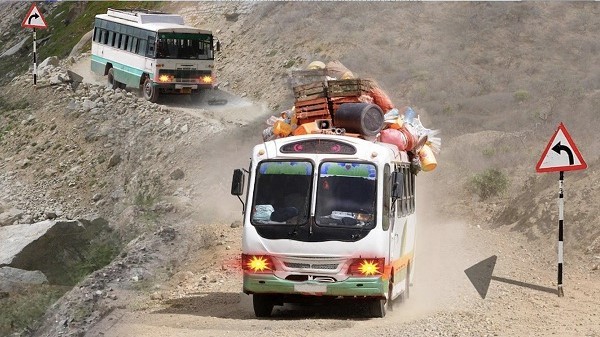 模拟大巴停车驾驶游戏最新版截图1