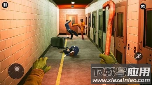 闹鬼的越狱游戏(Haunted Prison Escape)最新版截图2