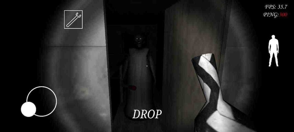 恐怖奶奶联机版手游最新版截图1